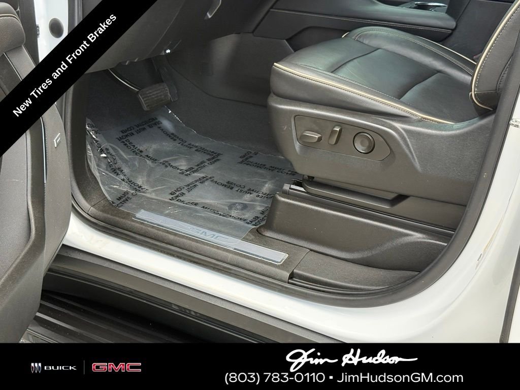 Used 2021 White GMC SLT image 23