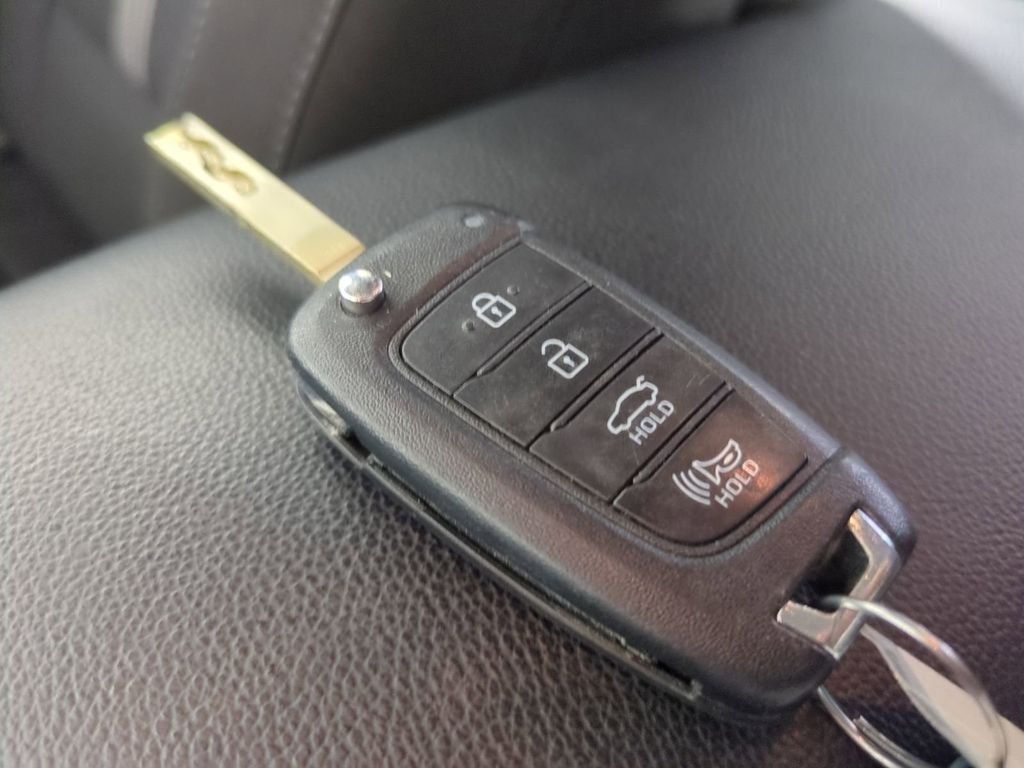 Used 2024 Red Hyundai SE image 35