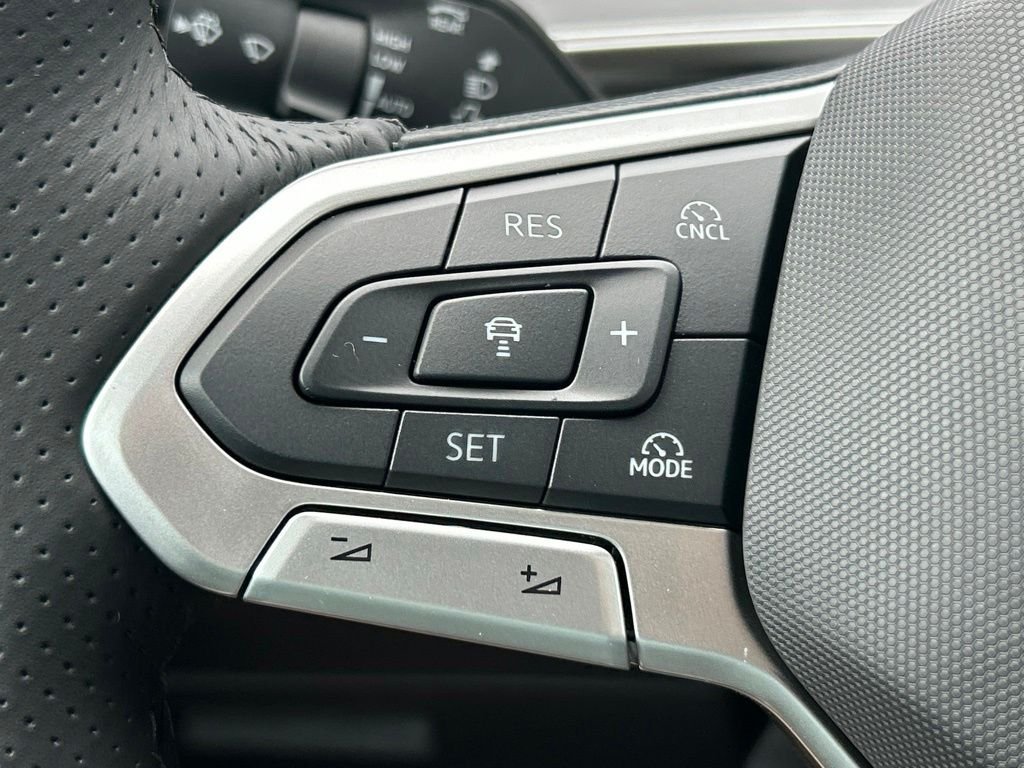 New 2026 Green Volkswagen 2.0T SE R-Line Black image 27