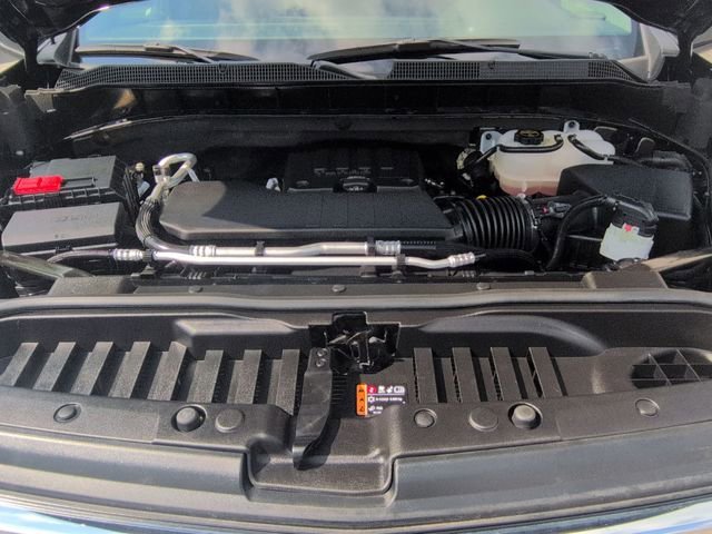 Used 2025 Black Chevrolet LT (2FL) image 32