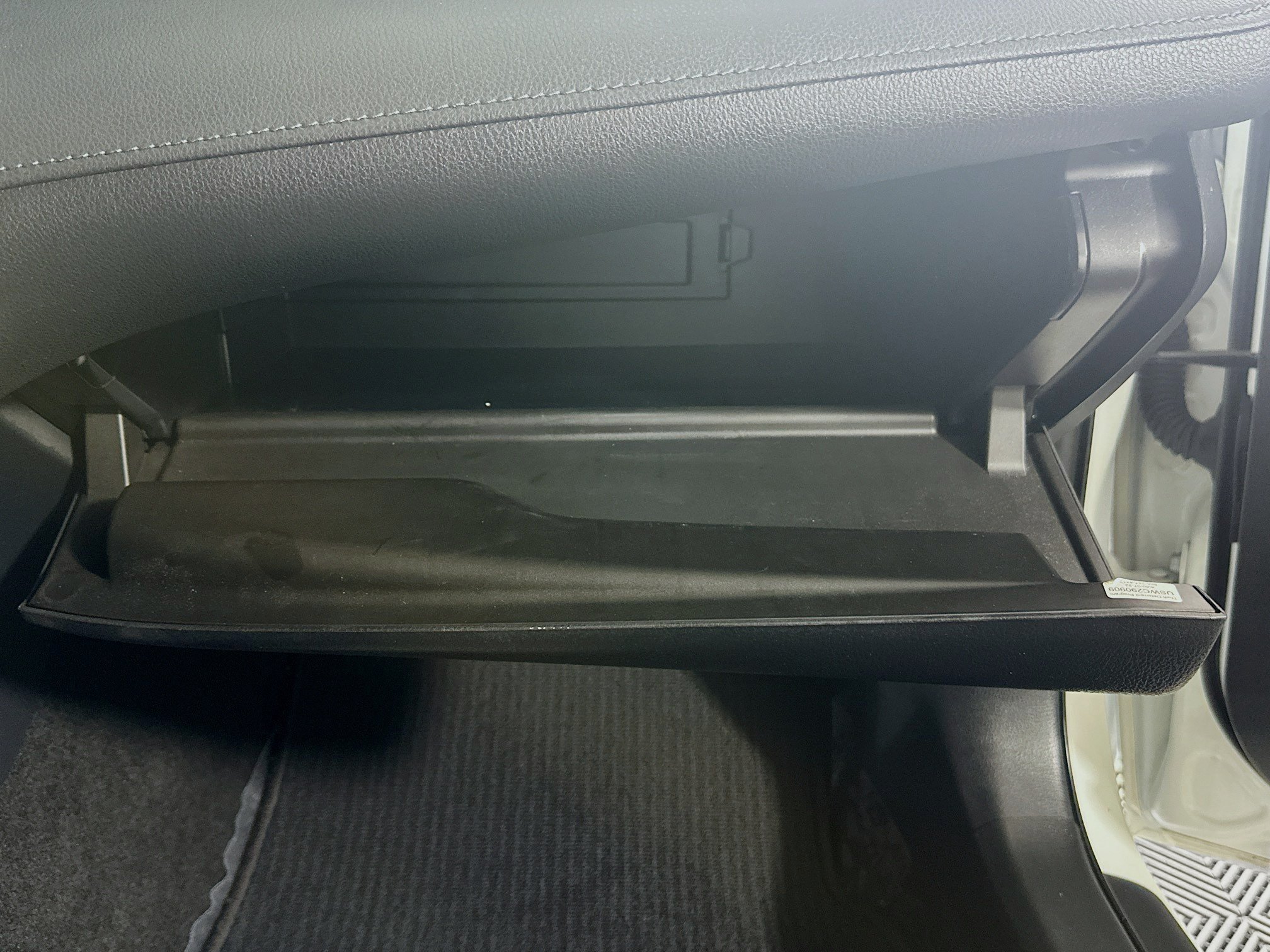 Certified Used 2023 Ice Toyota LE image 31