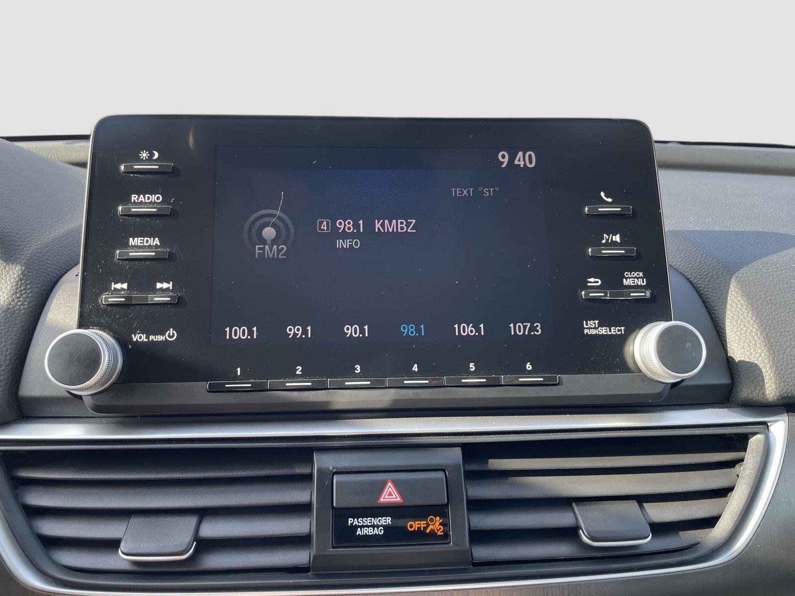 Used 2019 Champagne Frost Pearl Honda LX 1.5T image 17