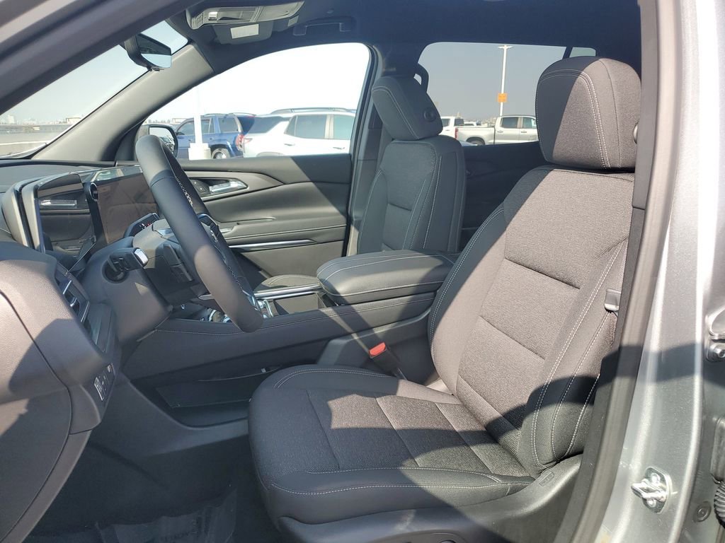 2026 Chevrolet Traverse LT - Photo 18