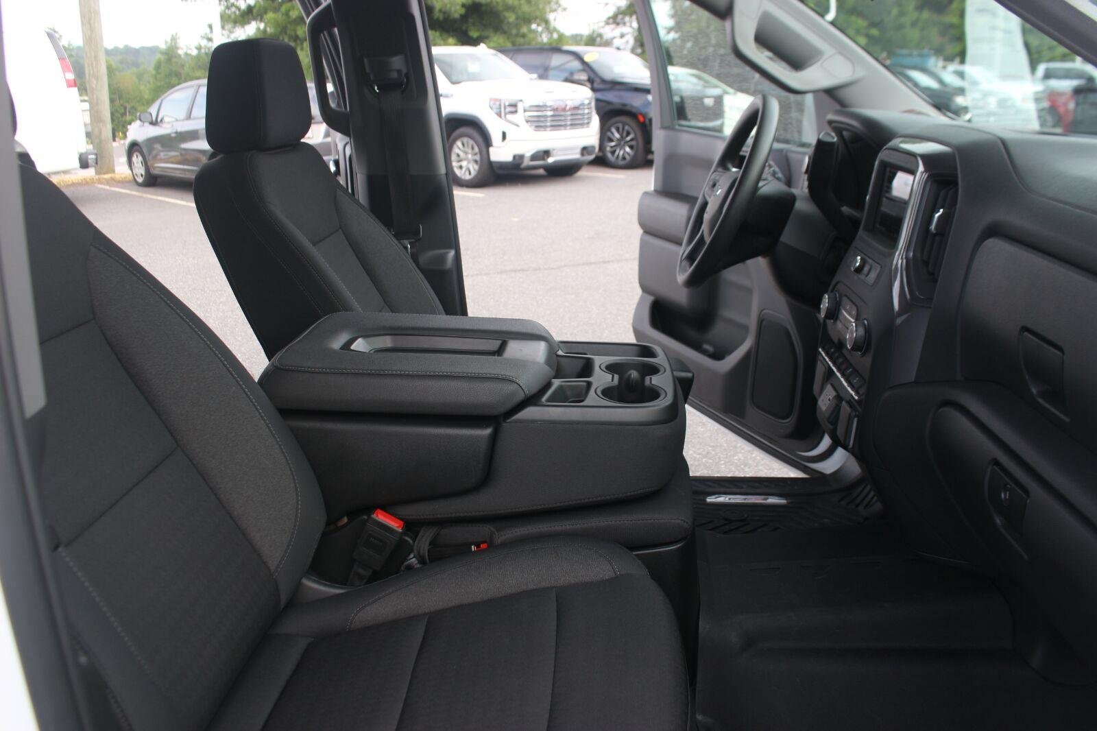 Used 2024 Summit White Chevrolet Custom Trail Boss image 34