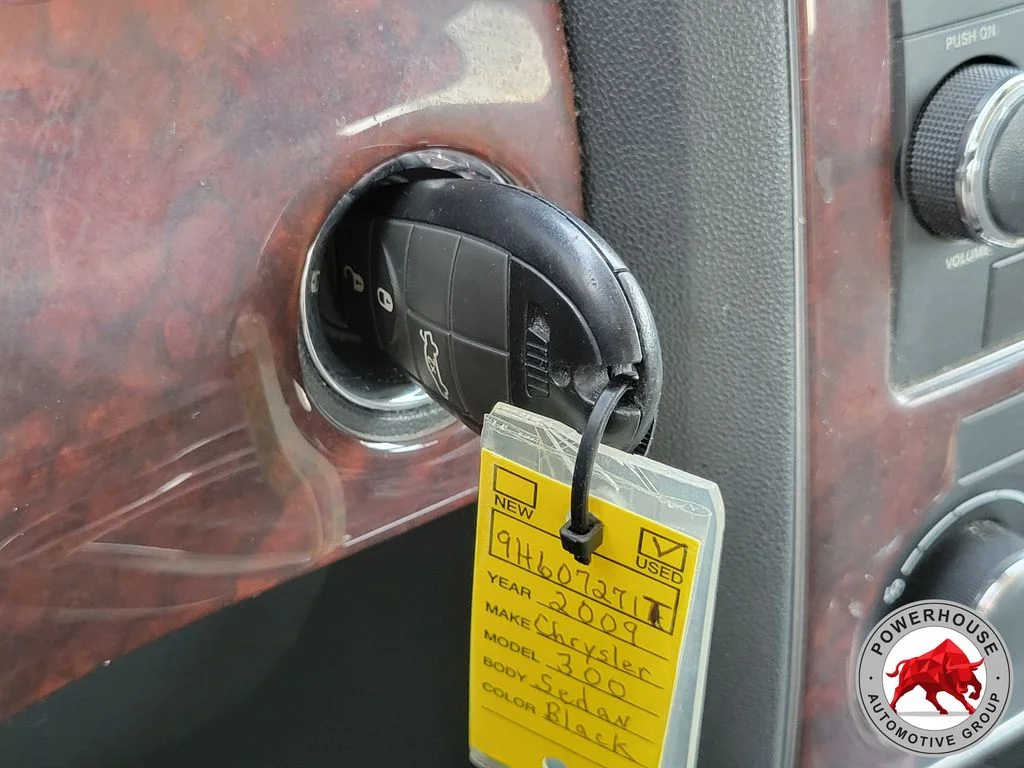 Used 2009 Black Chrysler Touring image 32
