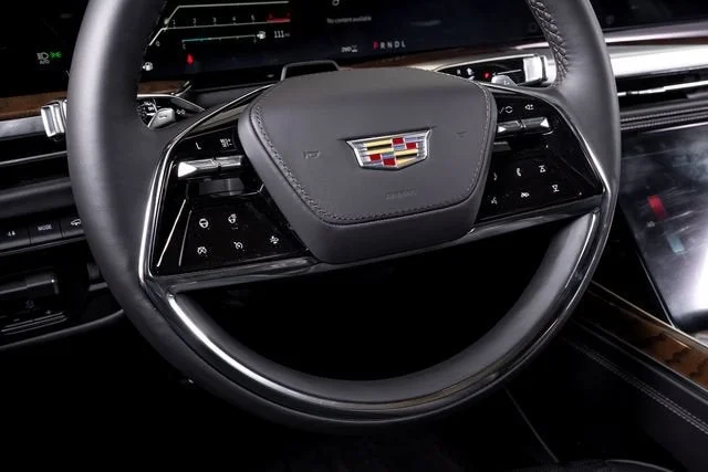 Used 2026 White Cadillac Platinum Sport image 38