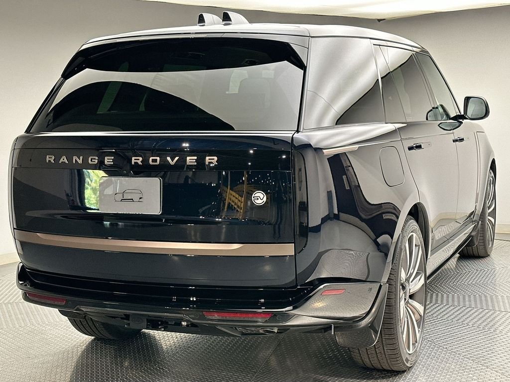 New 2026  Land Rover SV image 11