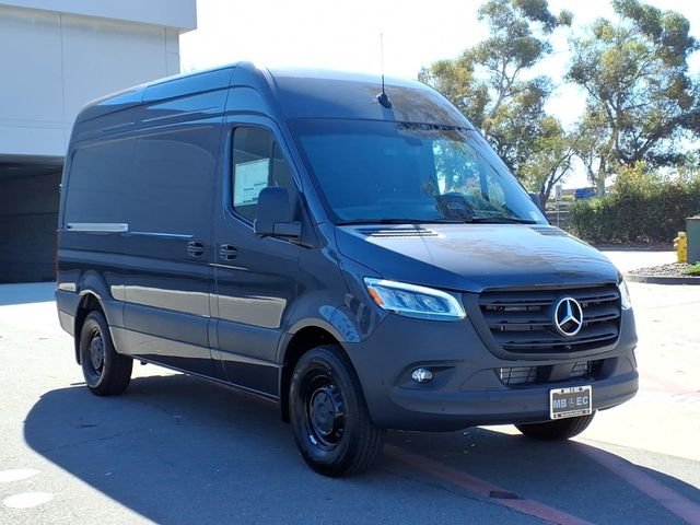 New 2026 Gray Mercedes-Benz Cargo 144 WB image 18