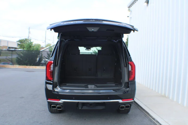2026 GMC Yukon XL Denali - Photo 21