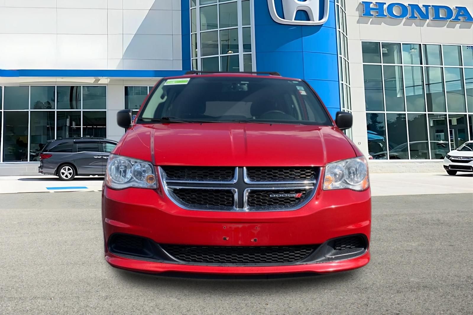 Used 2015 Red Dodge SE image 8