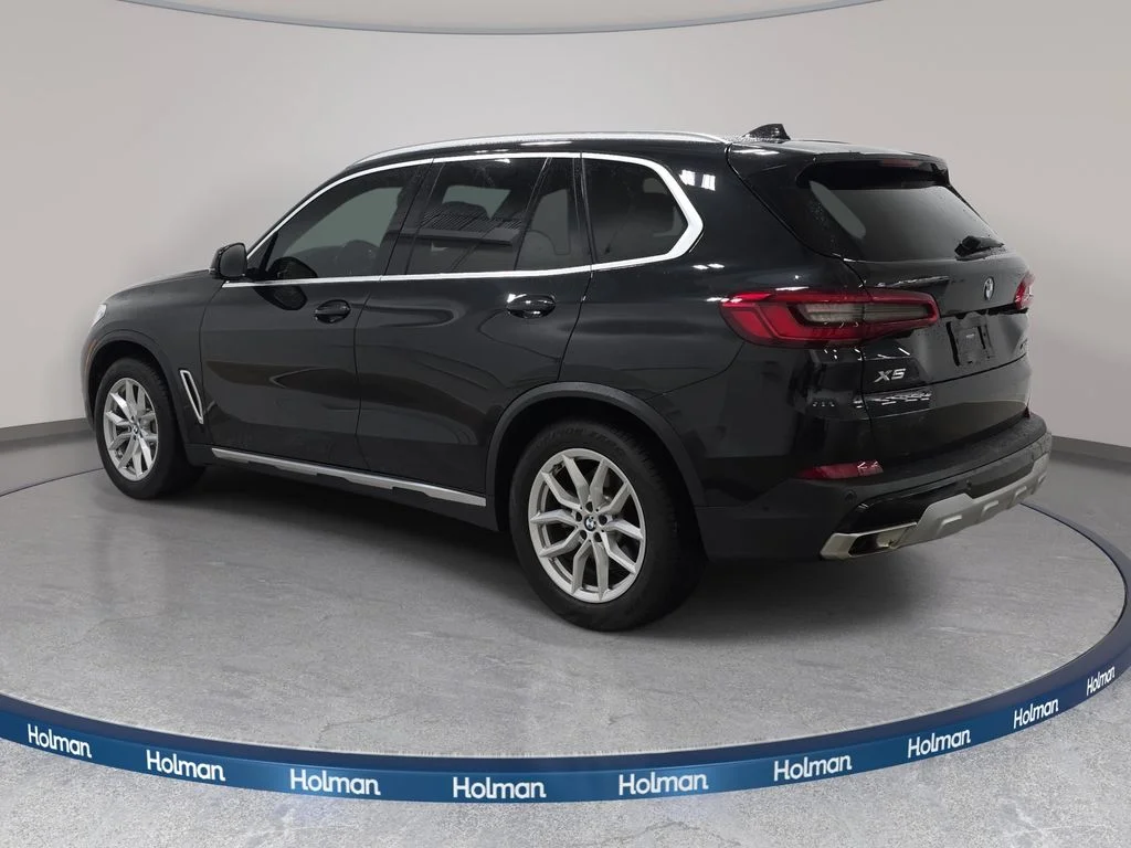 Used 2019 Black Sapphire Metallic BMW xDrive40i image 7