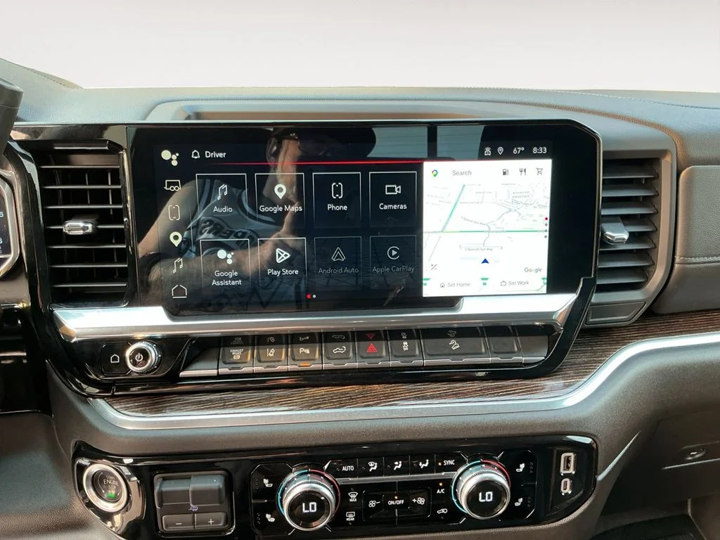 Used 2025 White GMC SLE image 15