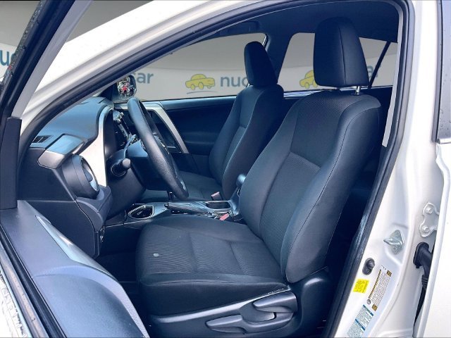 Used 2018 Super White Toyota LE image 20