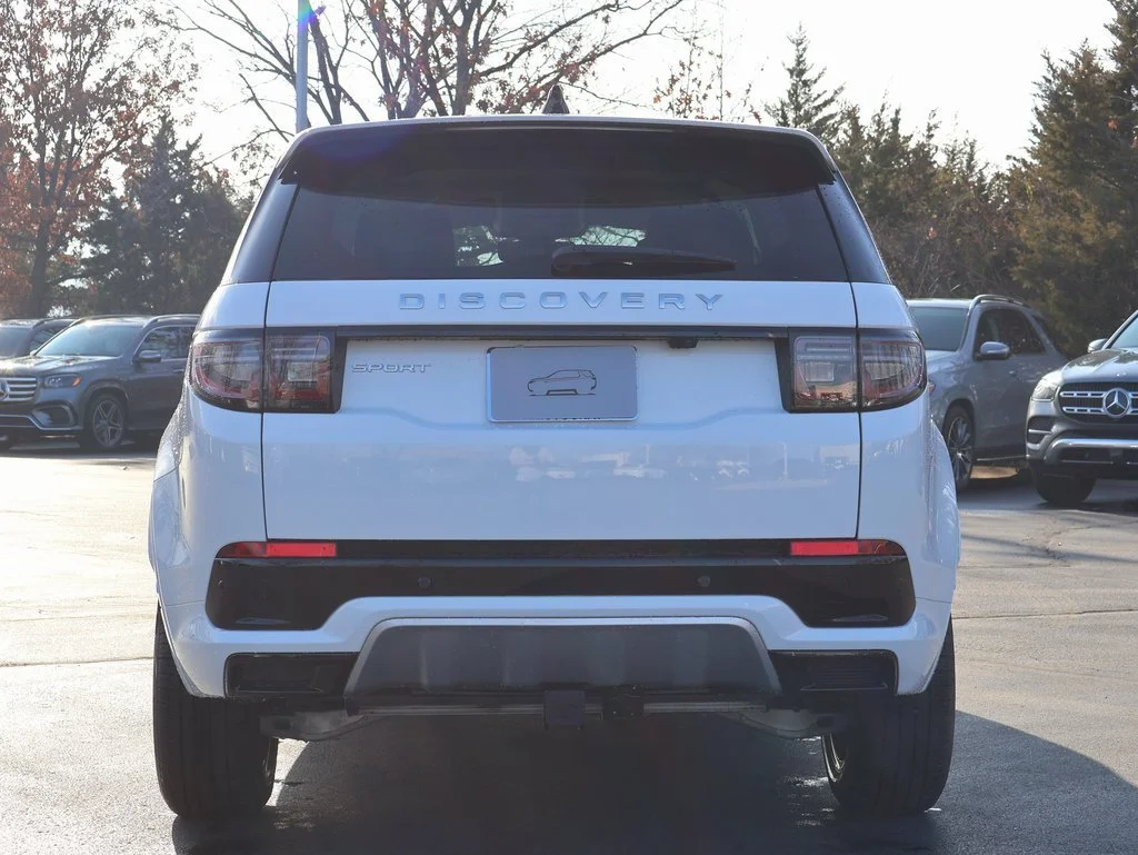 Certified Used 2025 Fuji White Land Rover S image 6