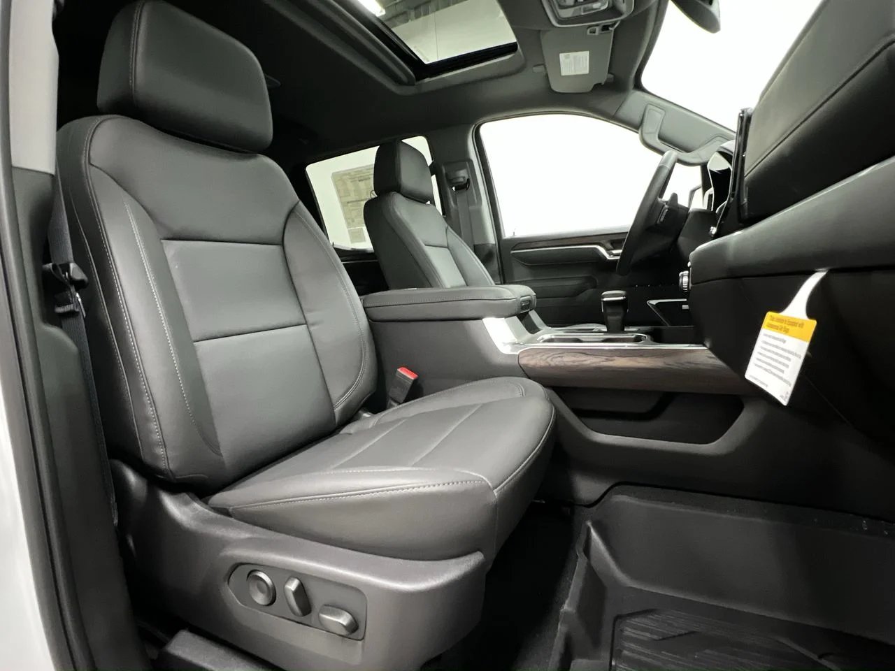 2026 GMC Sierra 1500 SLT - Photo 88