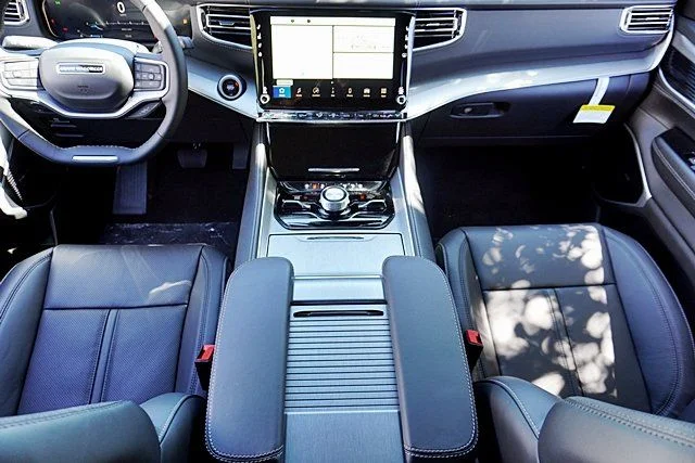 New 2026 High Gloss Black Jeep Limited Reserve image 27