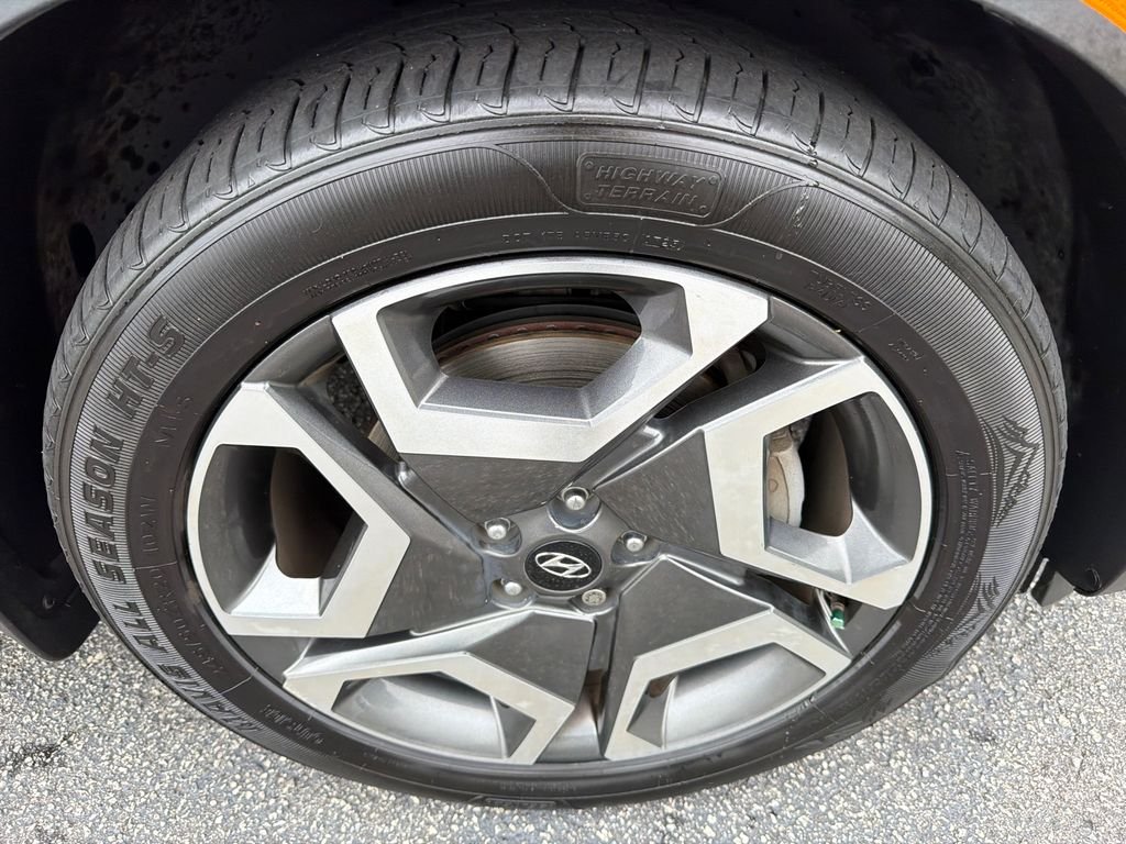 Used 2023 Red Hyundai SEL image 12
