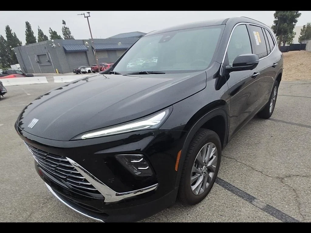 Used 2026 Black Buick Preferred image 6