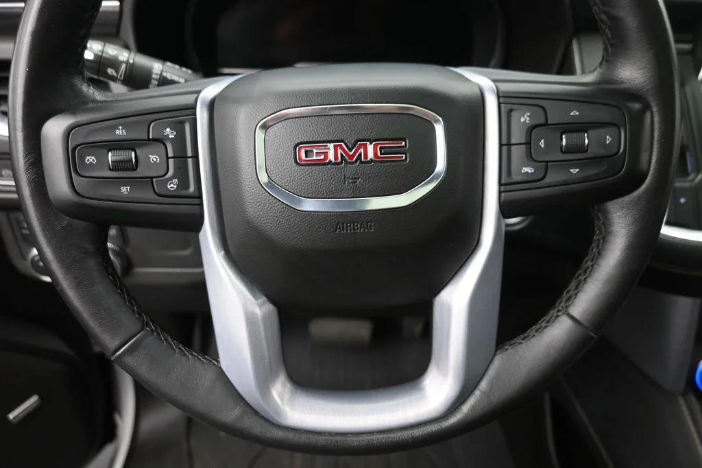 Certified Used 2022 White GMC SLT image 22