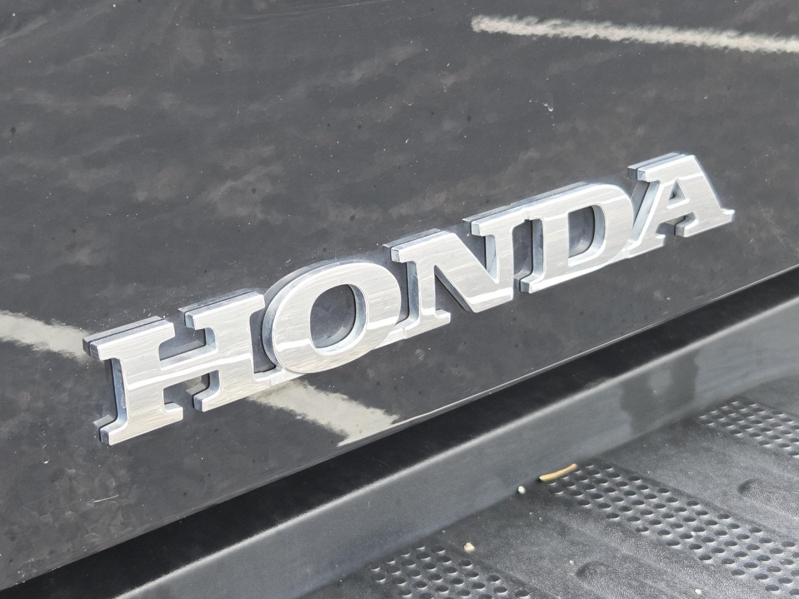 Certified Used 2024 Crystal Black Pearl Honda RTL image 17