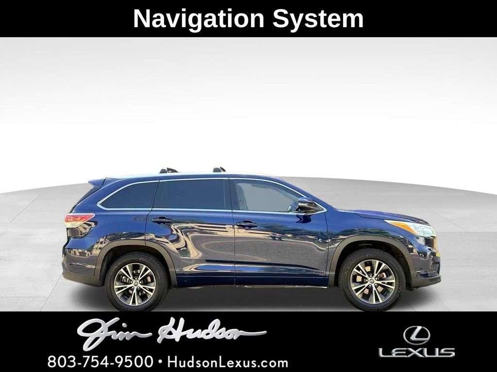 Used 2016 Blue Toyota XLE V6 image 1