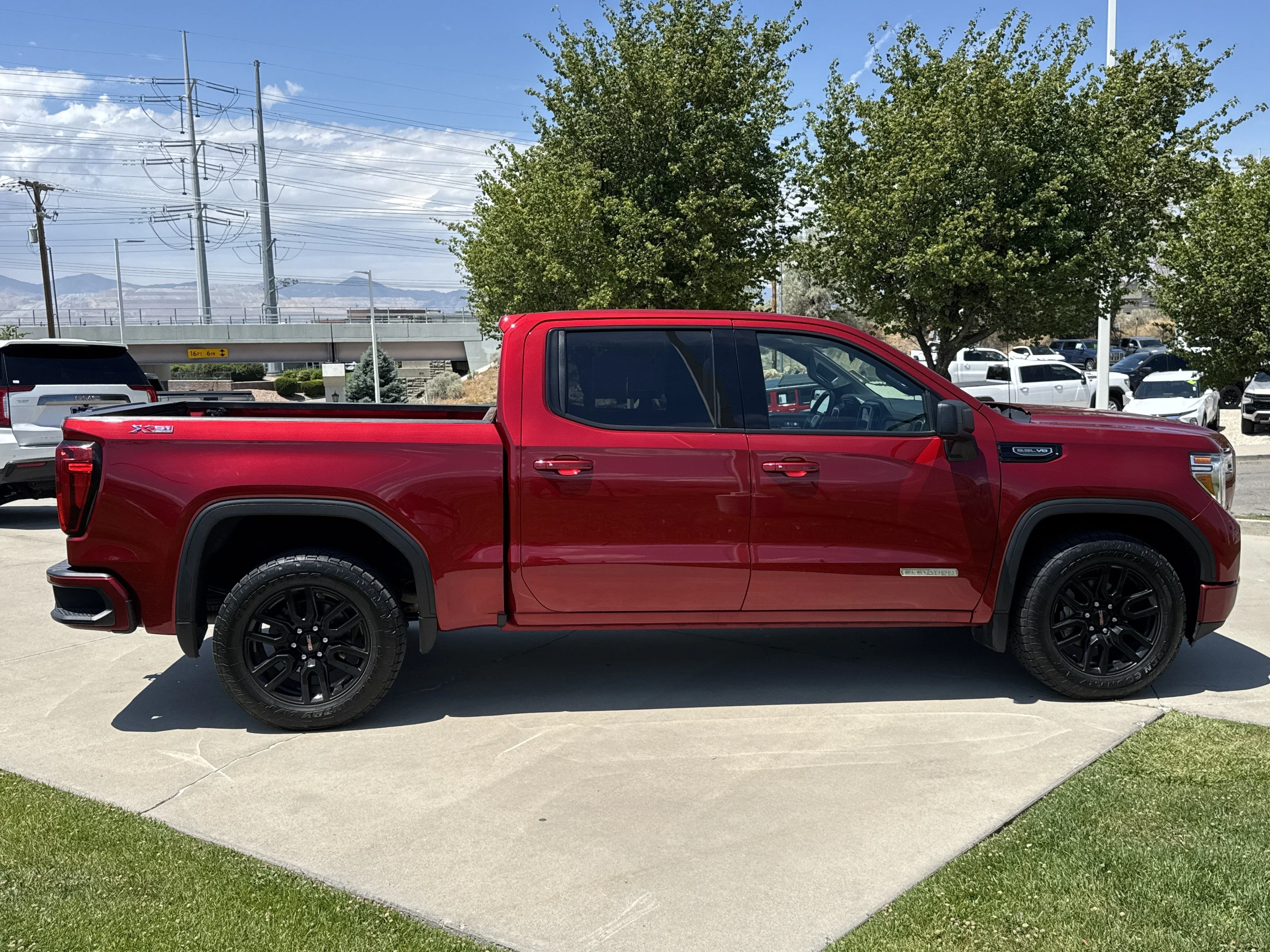 Used 2021 Cayenne Red Tintcoat GMC Elevation image 7