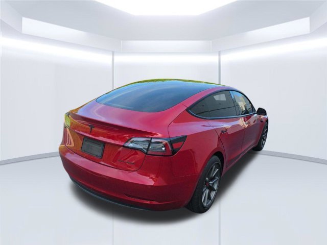Used 2021  Tesla Long Range image 5