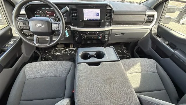 2025 Ford F-250 Super Duty XLT - Photo 26