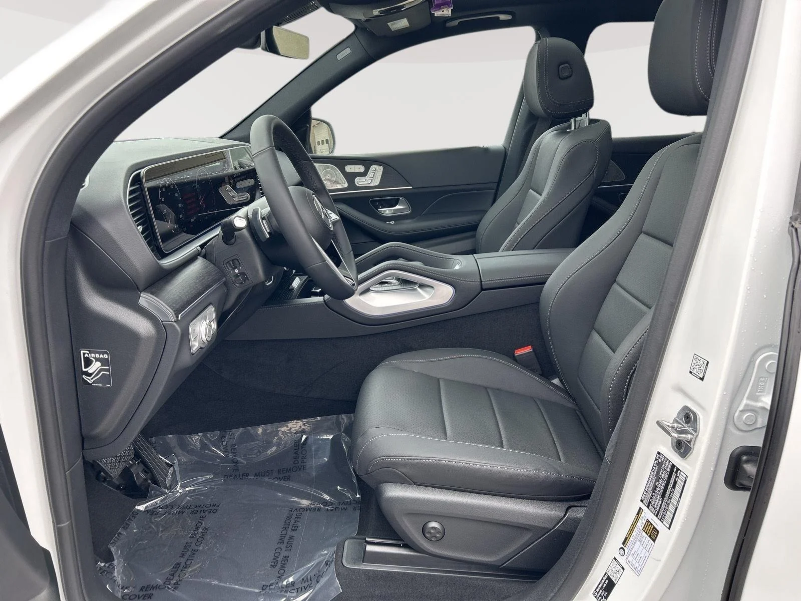 New 2026 MANUFAKTUR Moonlight White Magno Mercedes-Benz GLE 350 image 13