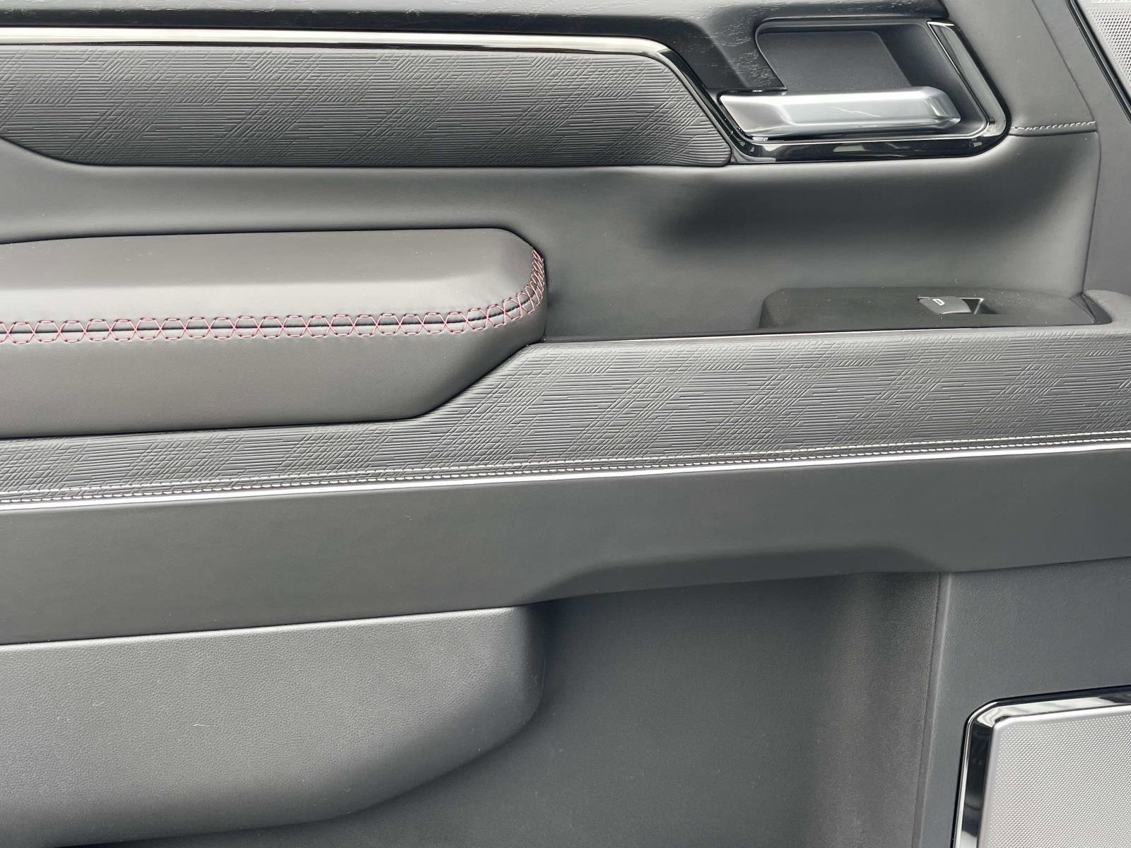 2026 GMC Sierra 2500HD AT4X - Photo 24