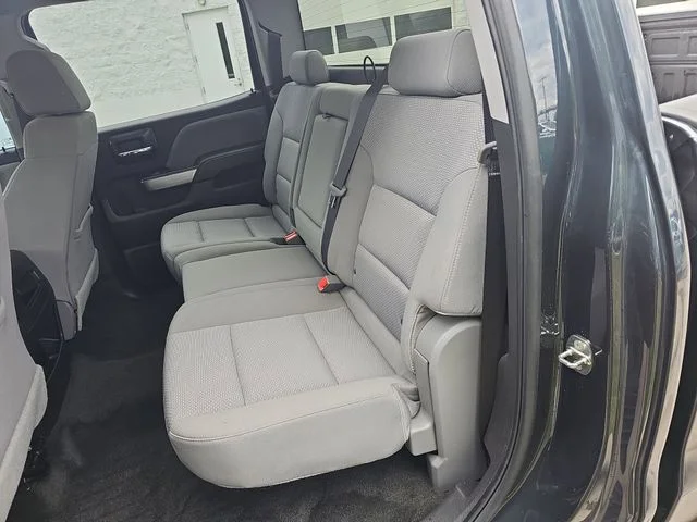 Used 2018 Gray Chevrolet LT image 14