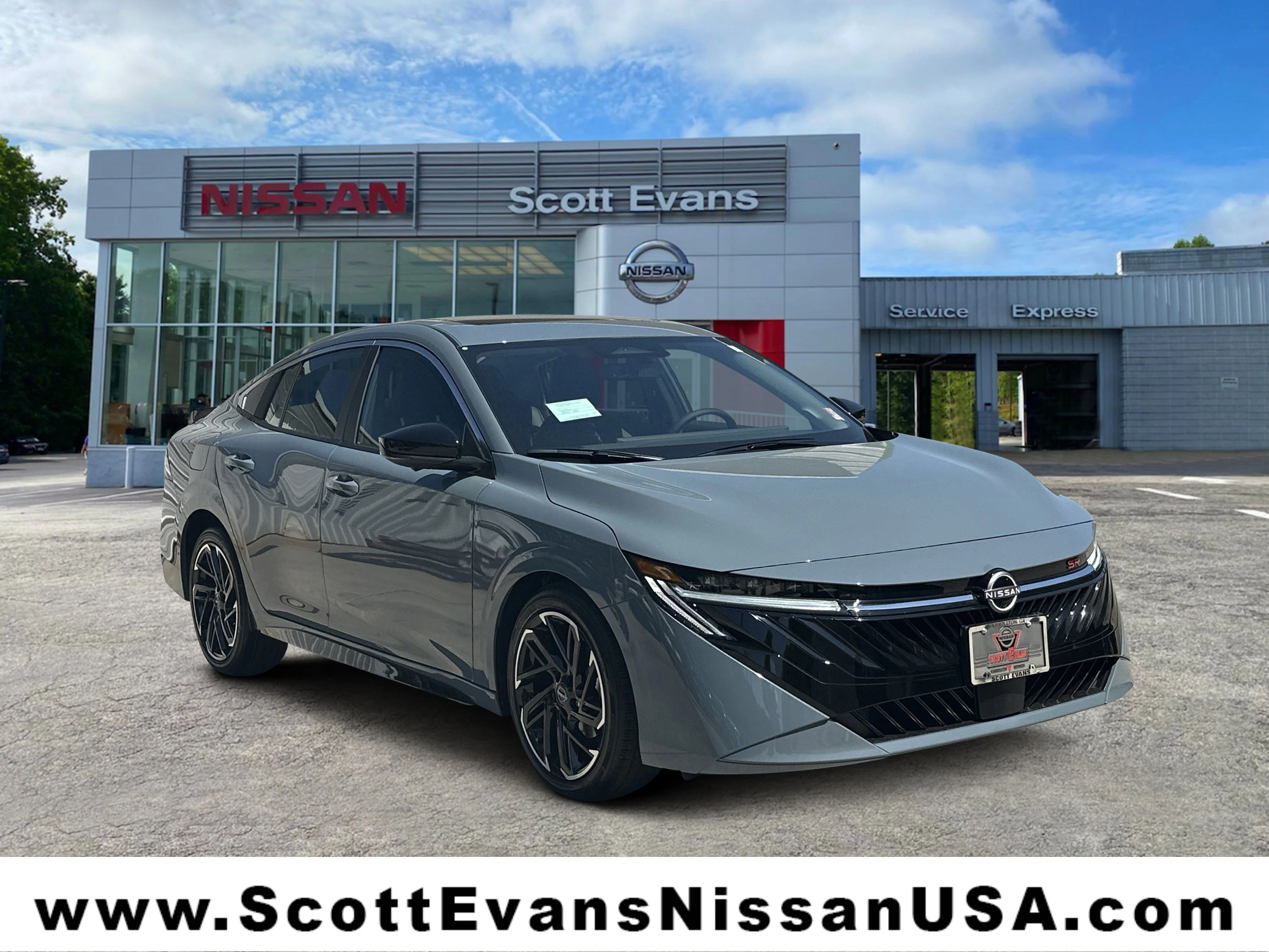 2026 Nissan Sentra SR CVT's photo