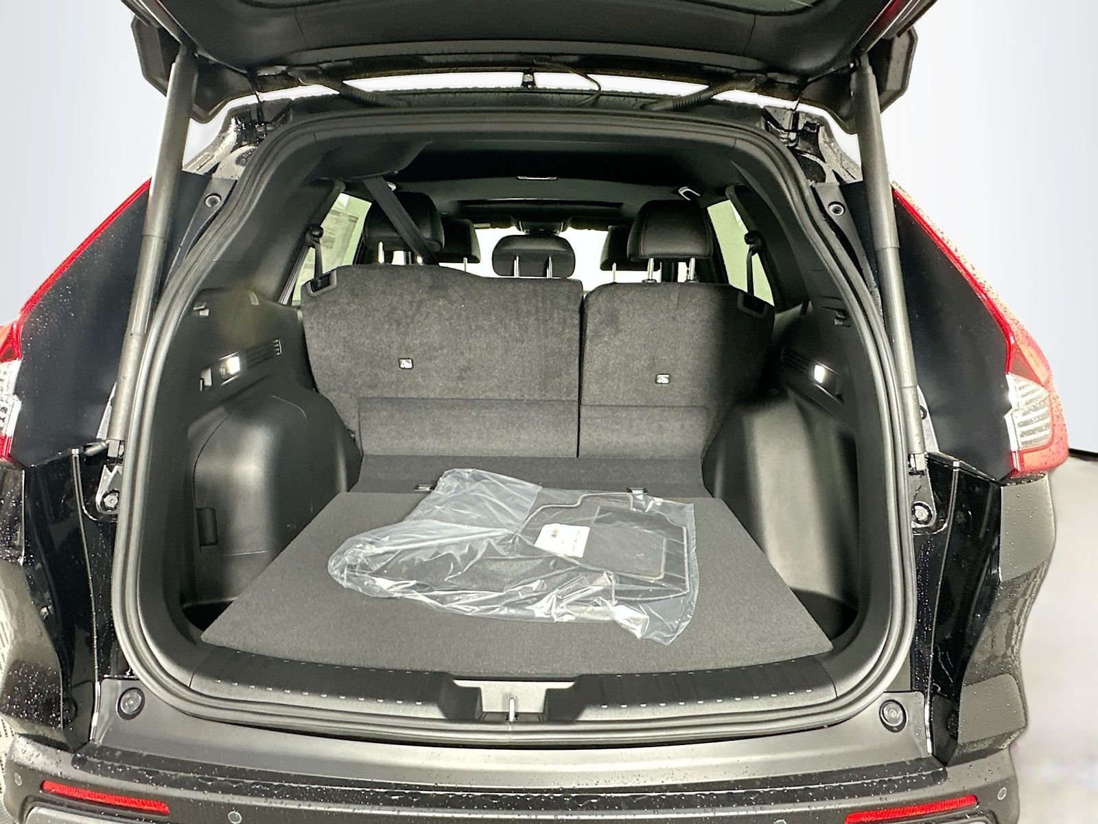 Used 2026 Crystal Black Pearl Honda Sport-L image 25