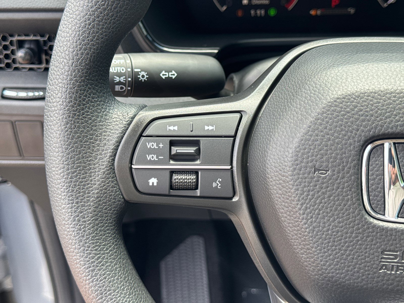 New 2026 Urban Gray Pearl Honda EX image 17