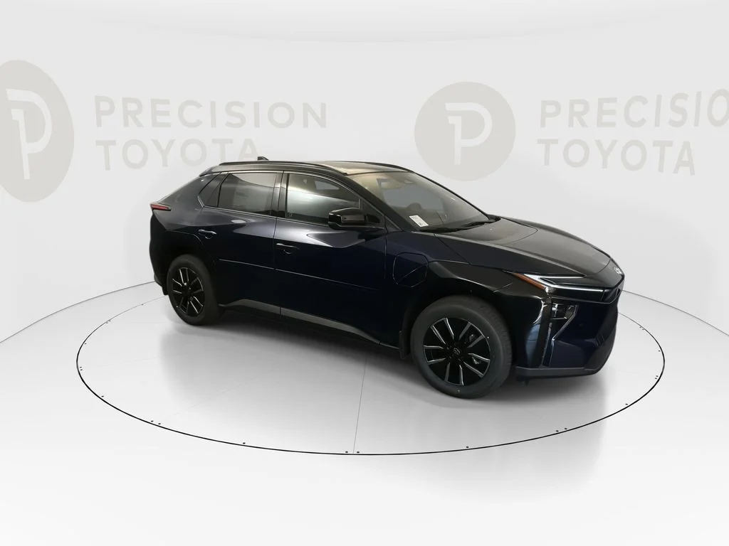 2026 Toyota bZ XLE - Photo 24