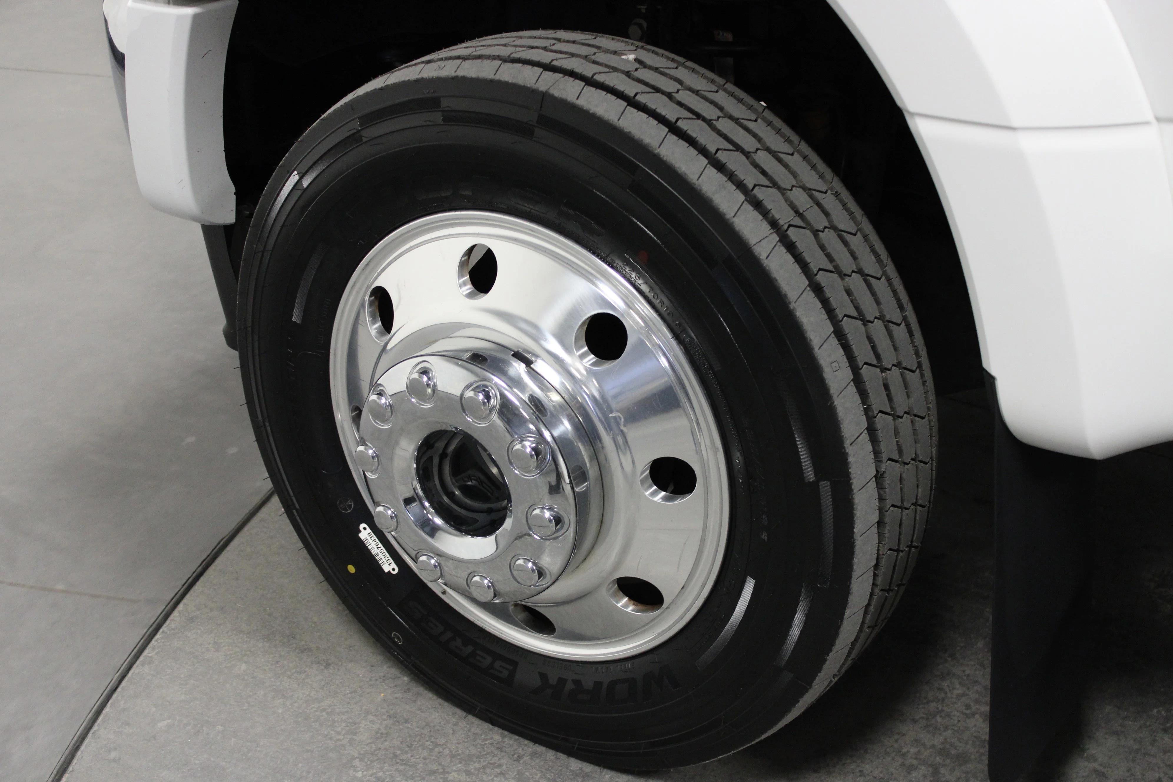 Used 2022 Oxford White Ford XLT image 10