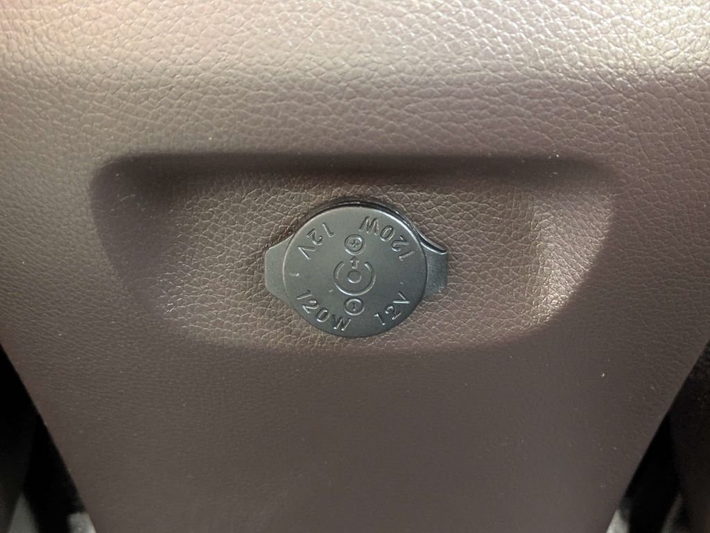 Used 2018 Gray Hyundai 2.4 image 15