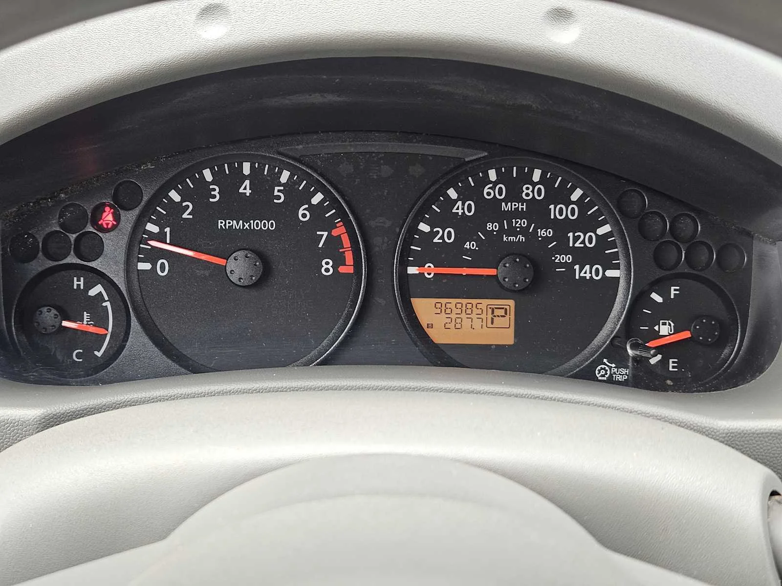 Used 2020 Glacier White Nissan S image 10