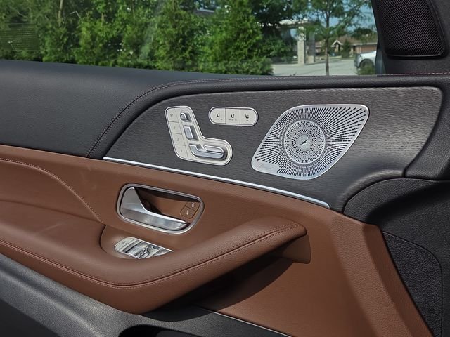 New 2026 Selenite Grey Metallic Mercedes-Benz GLS450 image 25