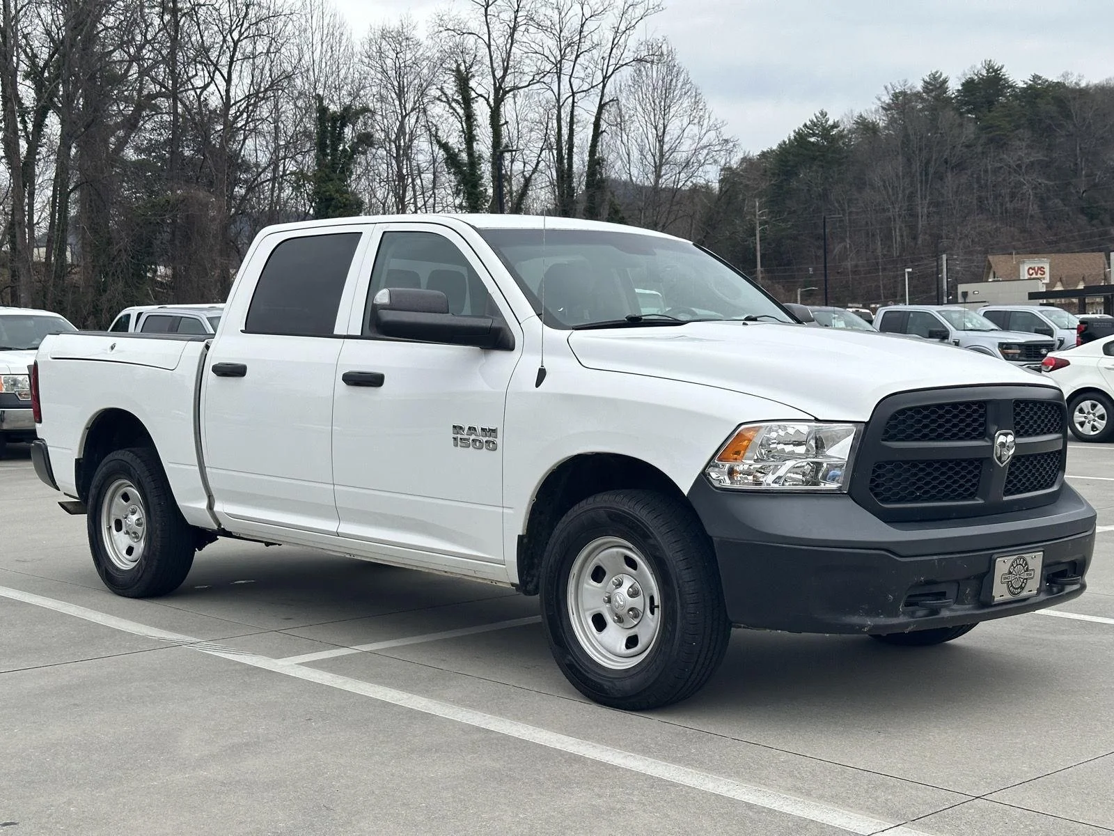 2016 RAM 1500 Tradesman 4x4 Crew Cab 5'7's photo