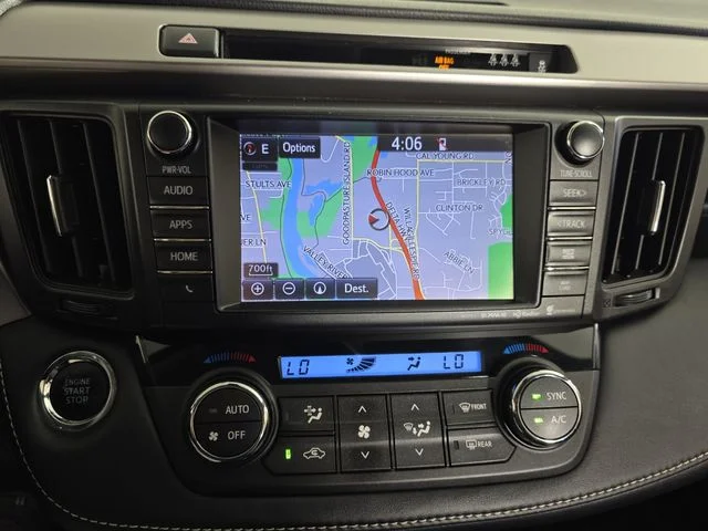 Used 2018 Blizzard Pearl Toyota Limited image 17
