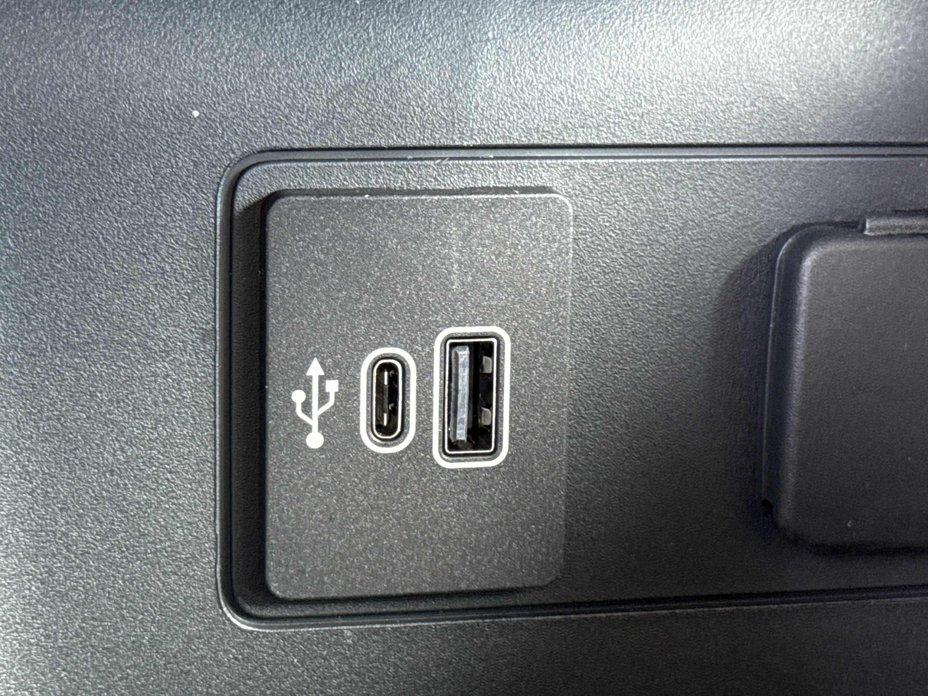 Used 2026 Carbonized Gray Metallic Ford Active image 36