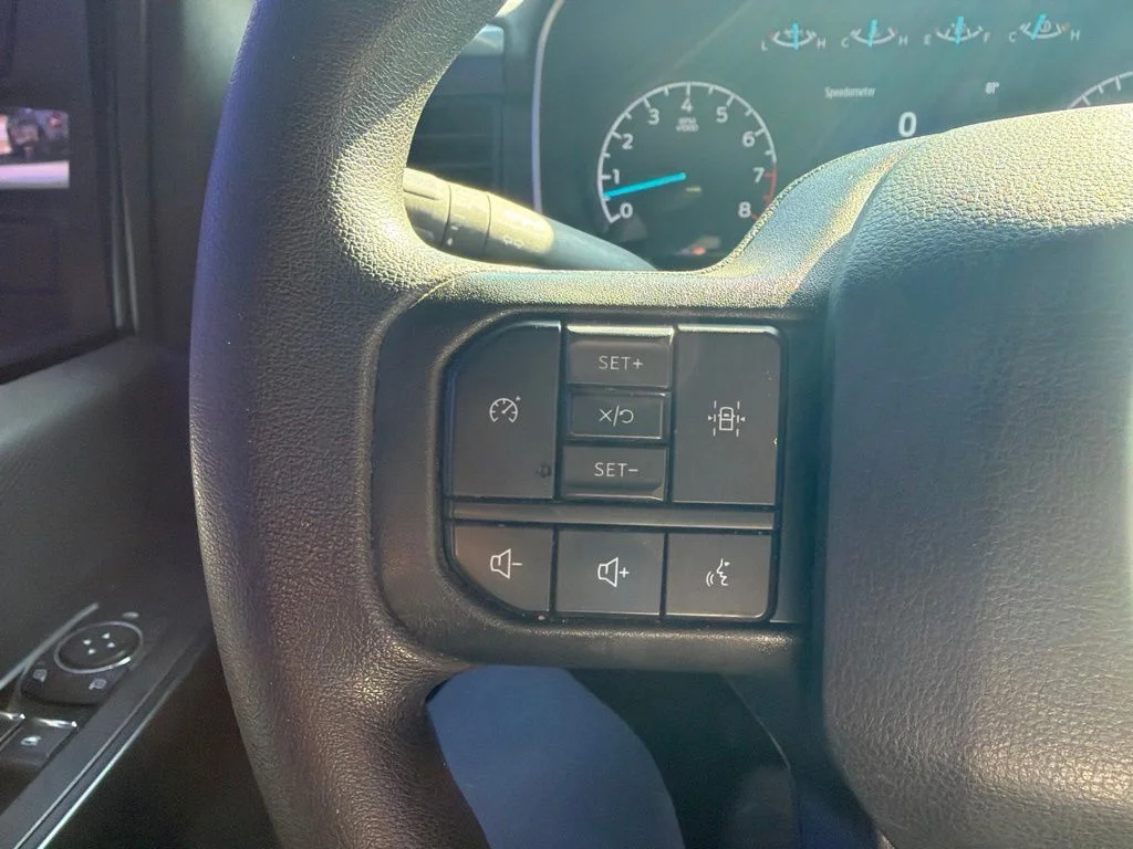 Used 2021 Blue Ford XL image 10