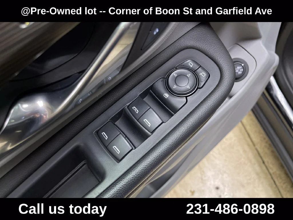 Used 2024 Black GMC SLT image 16
