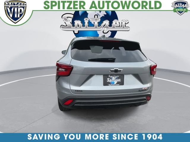 2026 Chevrolet Trax 1RS Gray at Solomon Chevrolet