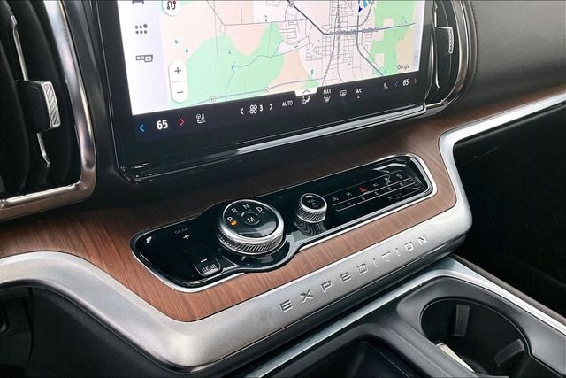 Used 2025 White Ford King Ranch image 29