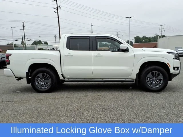 Used 2025 White Nissan Crew Cab SV 4x4 image 30