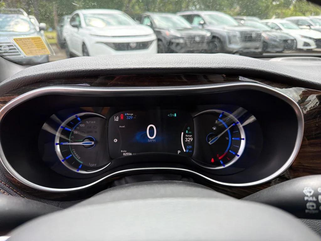2023 Chrysler Pacifica Hybrid Pinnacle - Photo 25