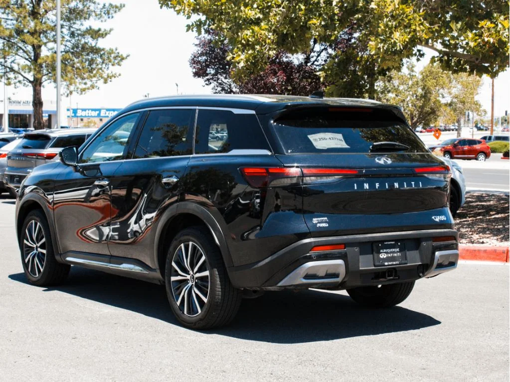 Used 2024 Mineral Black INFINITI SENSORY image 7