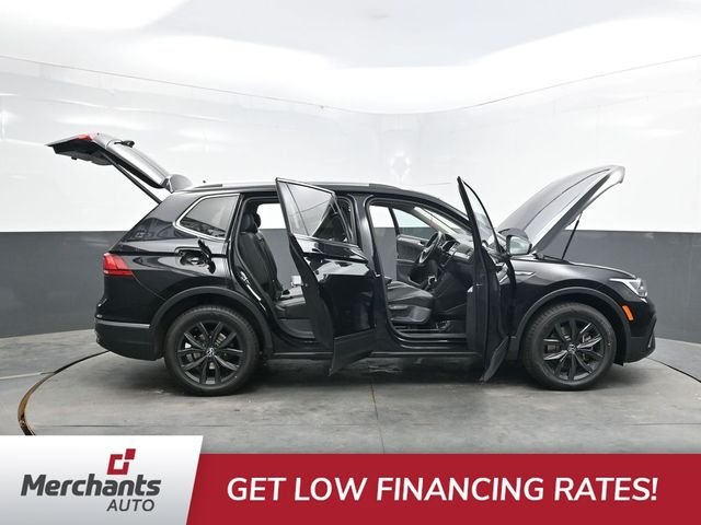 Used 2024 Black Volkswagen 2.0T SE image 60